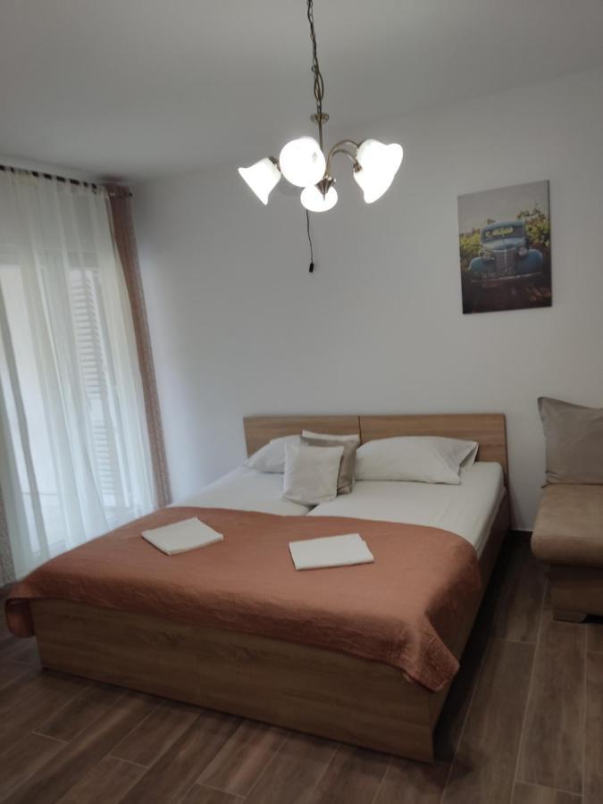 Dalmati House Hotel Brodarica  Eksteriør billede
